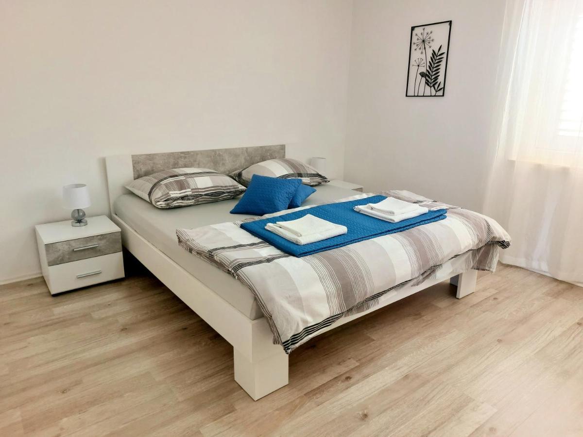 Apartment "None" Μακάρσκα Εξωτερικό φωτογραφία